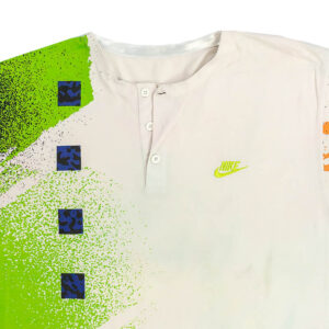 Nike-Color-T-Shirt. Pánské barevné vintage tričko značky Nike s krátkým rukávem.