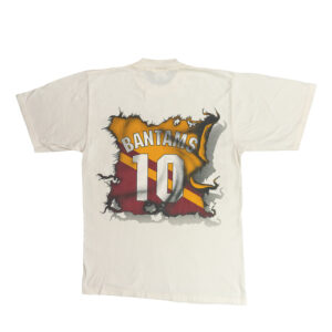 Nutmeg-Bradford-City-T-Shirt. Pánské světle béžové vintage tričko značky Nutmeg s krátkým rukávem a potiskem anglického fotbalového týmu Bradford City na přední i zadní straně.