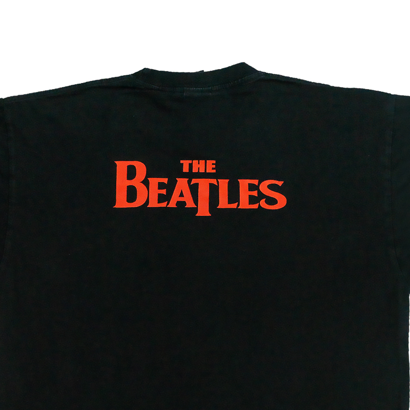 The-Beatles-Black-T-Shirt. Pánské černé vintage tričko s krátkým rukávem a potiskem kapely The Beatles.
