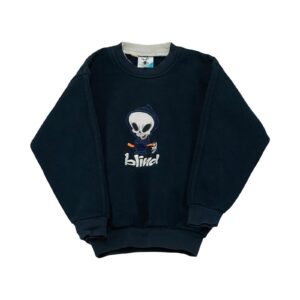 Dětský tmavě modrý vintage crewneck značky Blind s nášivkou na přední straně Dark Blue Kids Crewneck