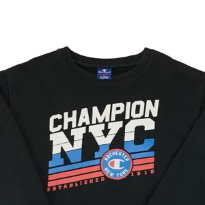 Pánský černý vintage crewneck značky Champion s potiskem Rochester New York na přední straně Black Crewneck