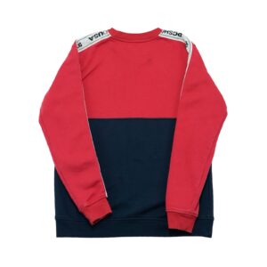 Pánský červený crewneck značky DC Shoes s nášivkou na rukávu Red Dark Blue Crewneck