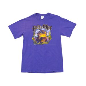 Pánské fialové vintage tričko značky Port & Company s krátkým rukávem a potiskem Hairy Otter (Harry Potter) na přední straně z roku 2002 Purple Vintage T-Shirt