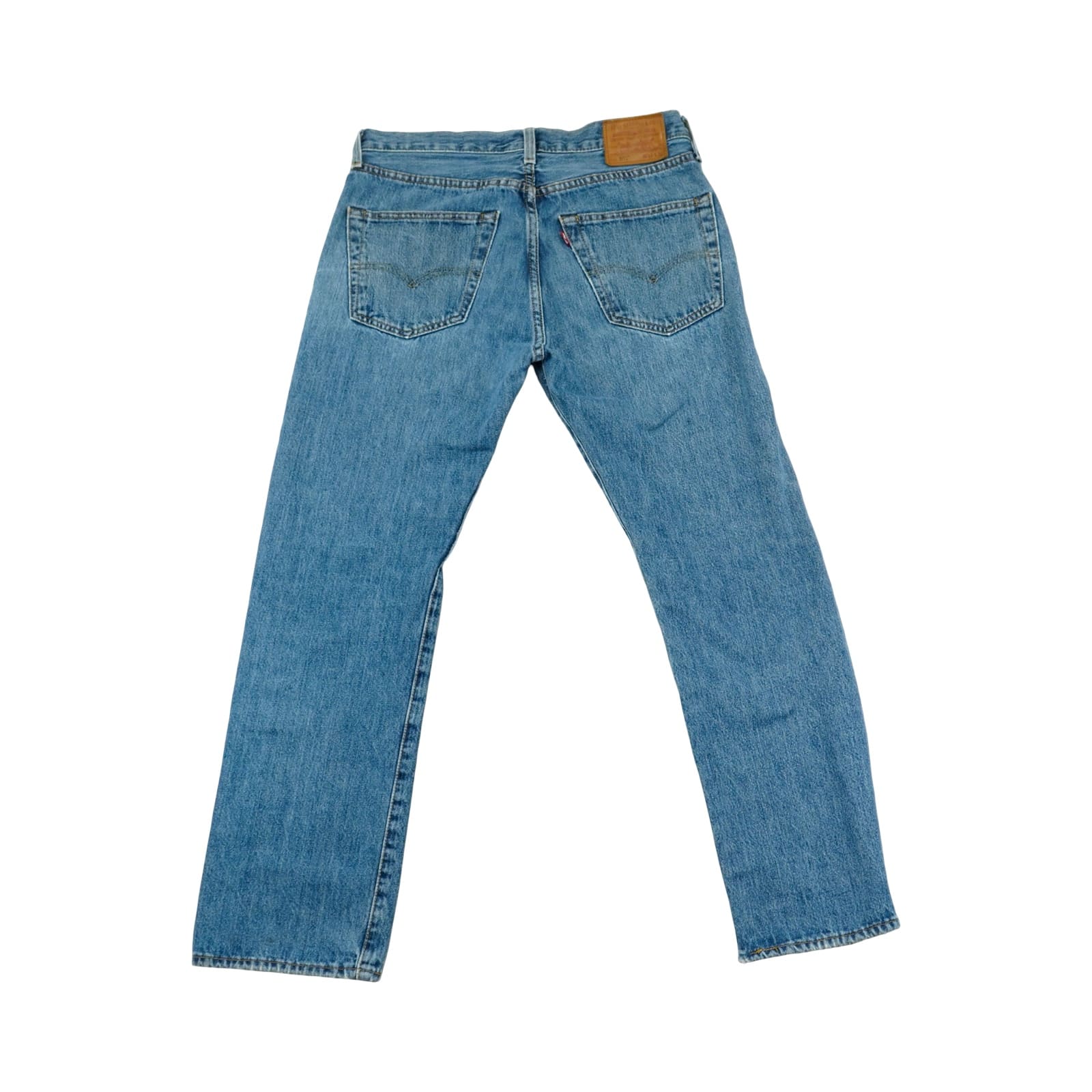Pánské modré vintage džíny značky Levis - typ 501 s nášivkou na zadní straně.. Levis 501 Jeans