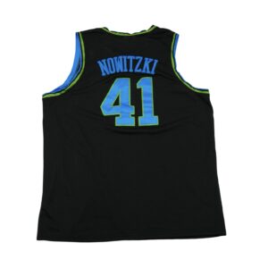 Mitchell & Ness Dallas Nowitzki Black Jersey. Pánský černo zelený basketbalový vintage dres značky Mitchell & Ness týmu NBA Dallas Mavericks