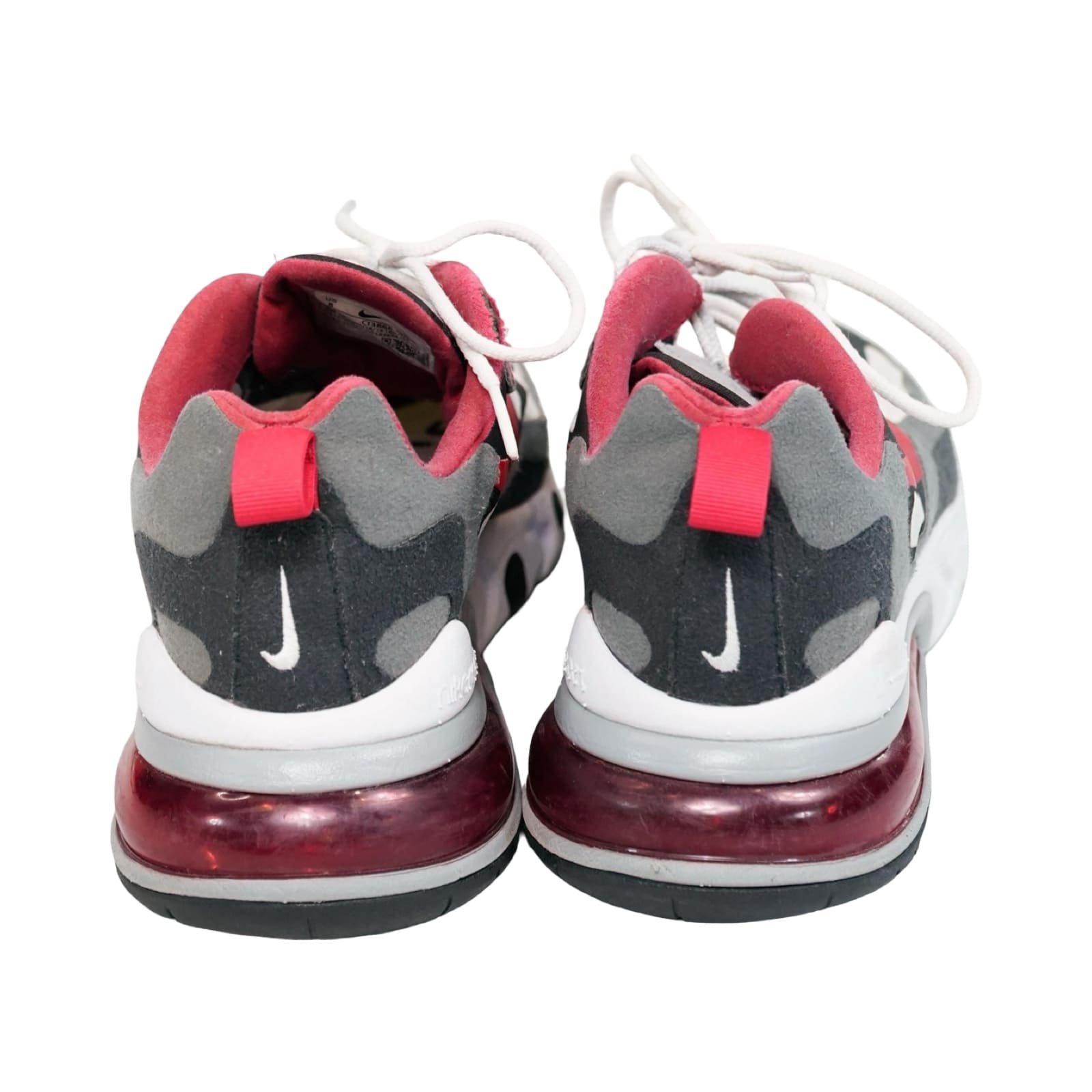 Nike Air Max 720 React červeno šedo černé boty . Nike Air Max 720 React Sneakers