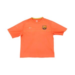Pánský oranžový dres značky Nike s krátkým rukávem a nášivkou loga fotbalového týmu FC Barcelona.. Nike FC Barcelona Orange Jersey 1