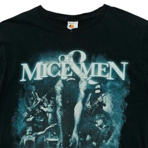 Pánské černé tričko s potiskem kapely Of Mice & Men na přední straně.Of Mice & Men Black T-Shirt