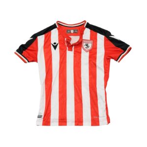 Dětský pruhovaný červeno bílý fotbalový dres značky Macron s krátkým rukávem a motivem tureckého fotbalového týmu Samsunspor Striped Red White Football Soccer Kids Jersey Dětský pruhovaný červeno bílý fotbalový dres značky Macron s krátkým rukávem a motivem tureckého fotbalového týmu Samsunspor Striped Red White Football Soccer Kids Jersey