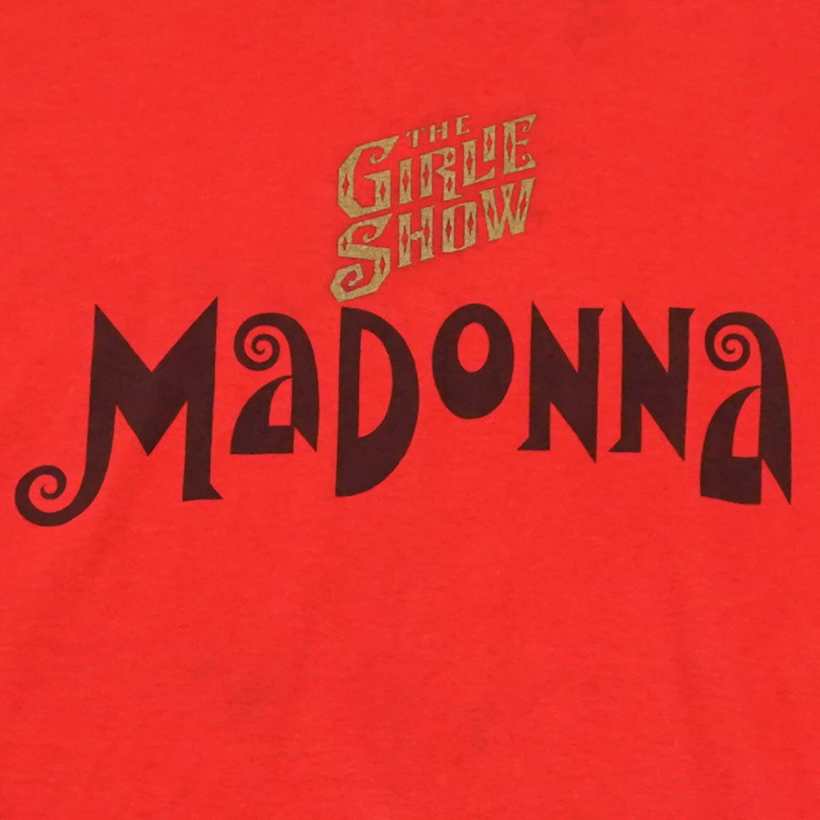 Pánské červené vintage tričko značky Screen Stars s krátkým rukávem a potiskem Madonna The Girlie Show z roku 1993. Screen Stars Madonna Red Vintage T-Shirt (1993)