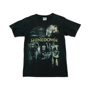 Pánské černé tričko značky Hanes s krátkým rukávem a potiskem kapely Shinedown z obou stran.. Shinedown Black T-Shirt.