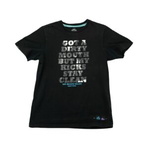 Pánské černé tričko značky Sir Benni Miles s krátkým rukávem a potiskem na přední straně.. Sir Benni Miles New York Black T-Shirt