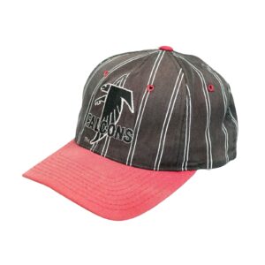 Unisex červeno černá vintage kšiltovka značky Starter s nášivkou loga amerického fotbalového NFL týmu Atlanta Falcons. . Starter Atlanta Falcons Black Cap