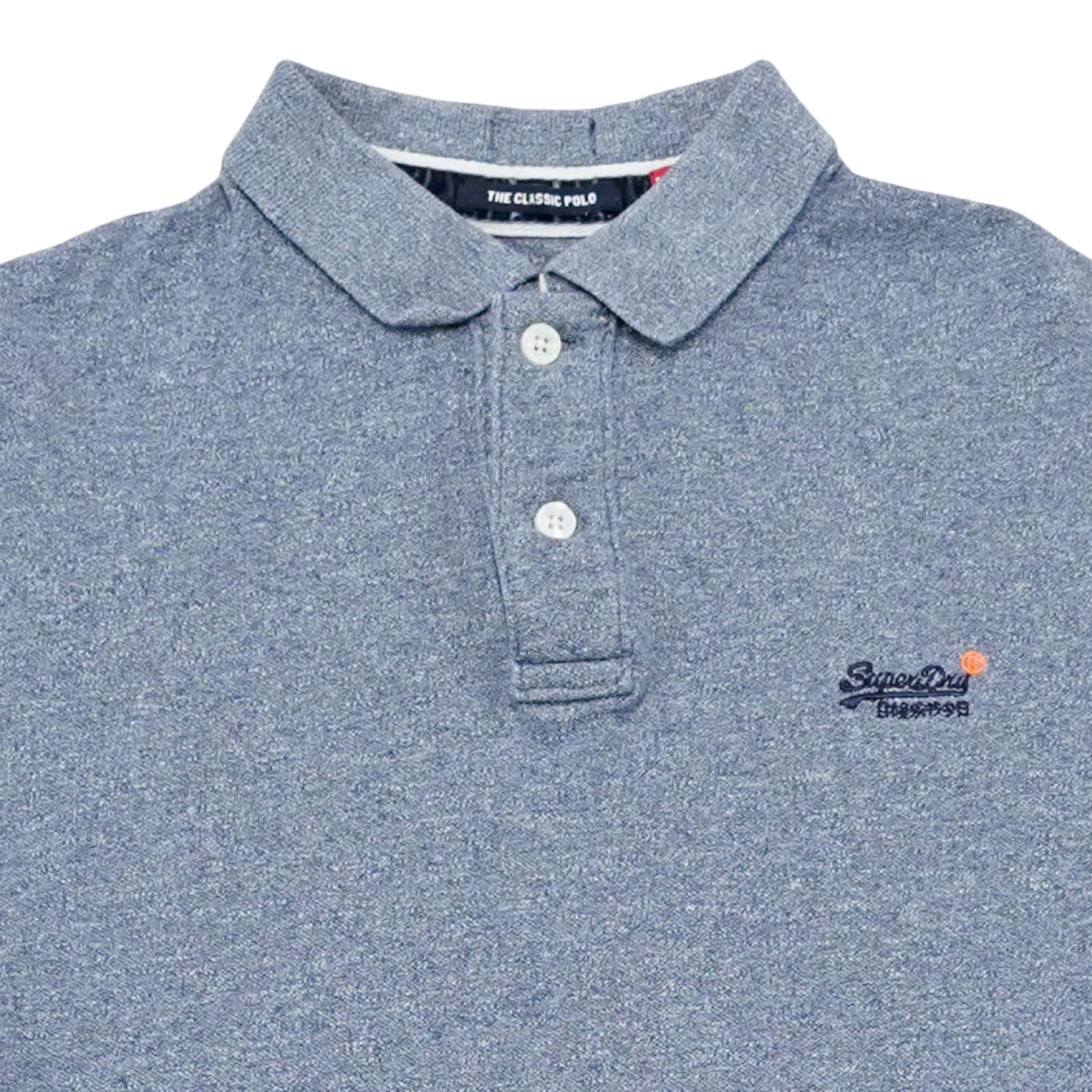 Pánské modré polo tričko značky SuperDry s krátkým rukávem a nášivkou loga.. Superdry Blue Polo Shirt