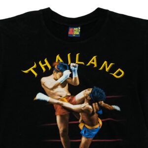 Pánské černé vintage tričko značky JoliGolf s krátkým rukávem a potiskem Thailand Muay Thai na přední straně.. Thailand Muay Thai Box Black T-Shirt