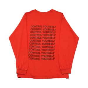 Pánské červené tričko značky The Ragged Priest s dlouhým rukávem a potiskem z obou stran.. The Ragged Priest Control Yourself Red Longsleeve