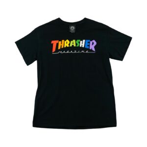 Pánské černé tričko streetwear/skate značky Thrasher s krátkým rukávem a potiskem na přední straně. Thrasher Black Rainbow T-Shirt