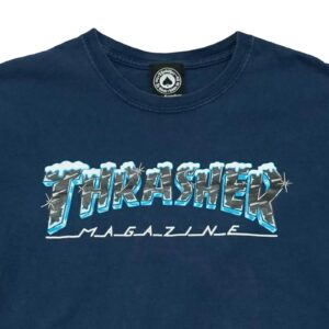 Pánské tmavě modré tričko streetwear/skate značky Thrasher s krátkým rukávem a potiskem na přední straně. . Thrasher Dark Blue T-Shirt