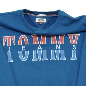 Pánský modrý crewneck značky Tommy Hilfiger s potiskem na přední straně.. Tommy Jeans Blue Crewwneck