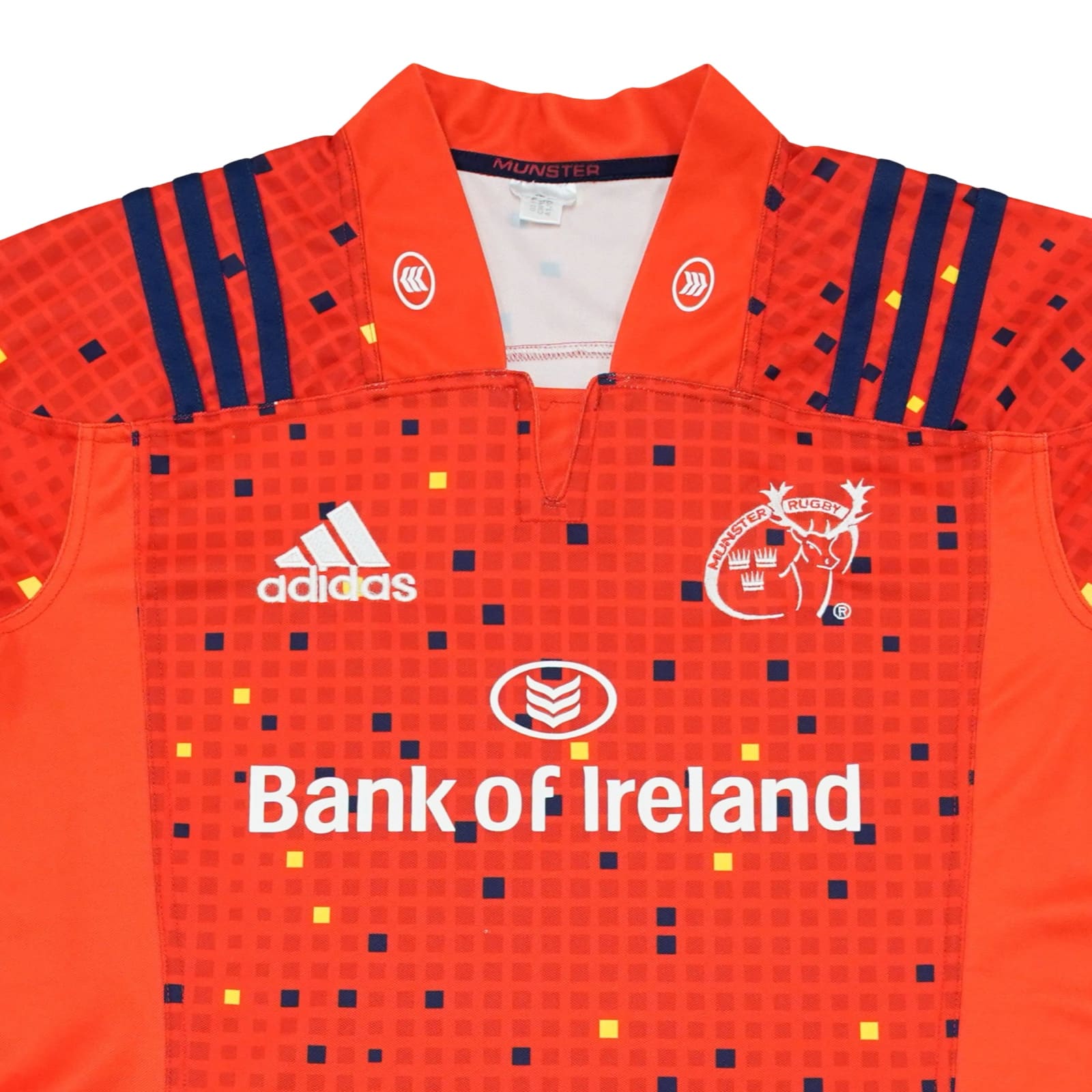 Rugby červený dres značky Adidas s krátkým rukávem a motivem irského rugby týmu Munster Rugby Red Jersey