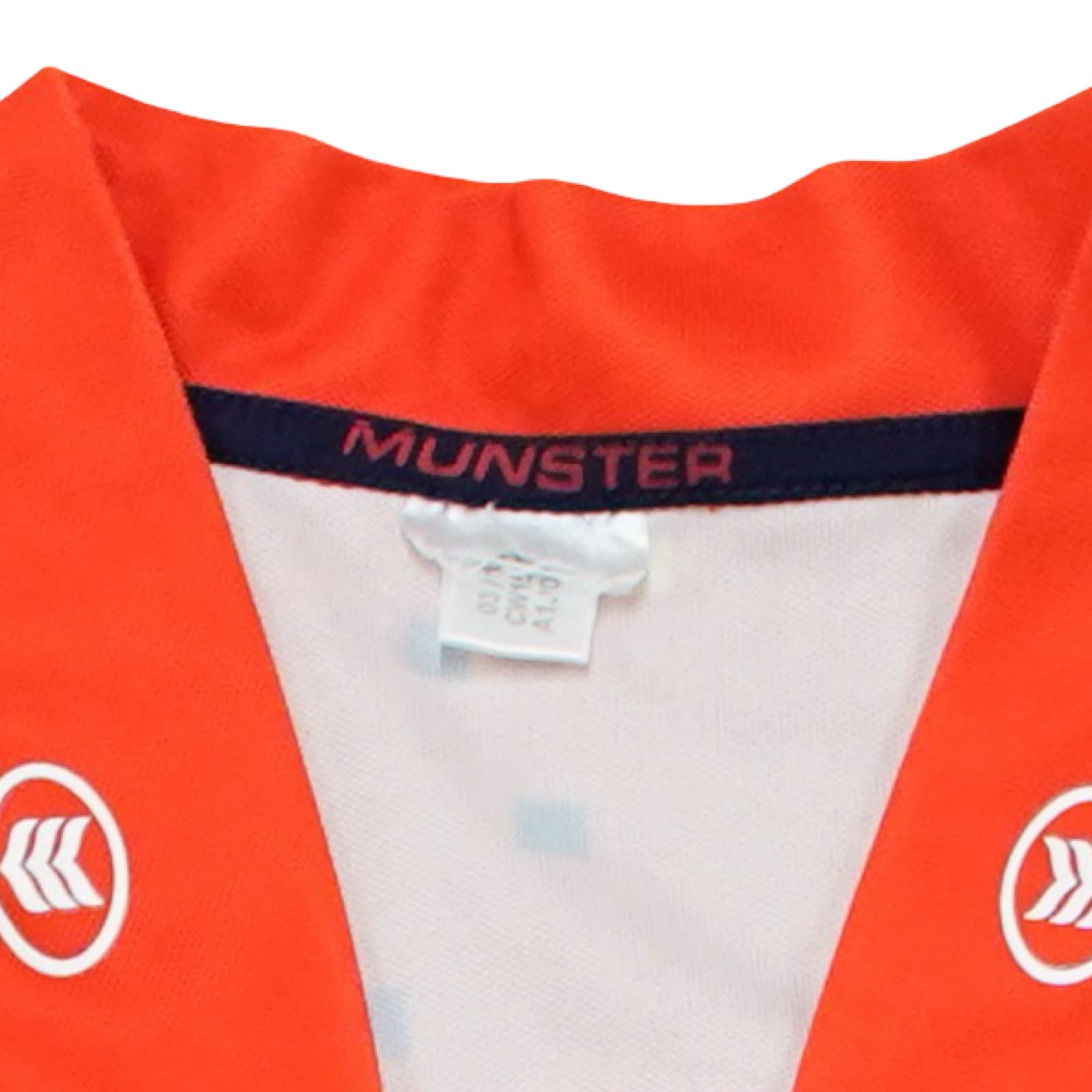 Rugby červený dres značky Adidas s krátkým rukávem a motivem irského rugby týmu Munster Rugby Red Jersey