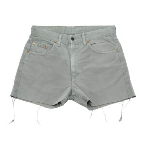 Dámské šedé vintage džínové kraťasy značky Levis s našivkou loga na zadní straně.. Levis Grey Denim Shorts