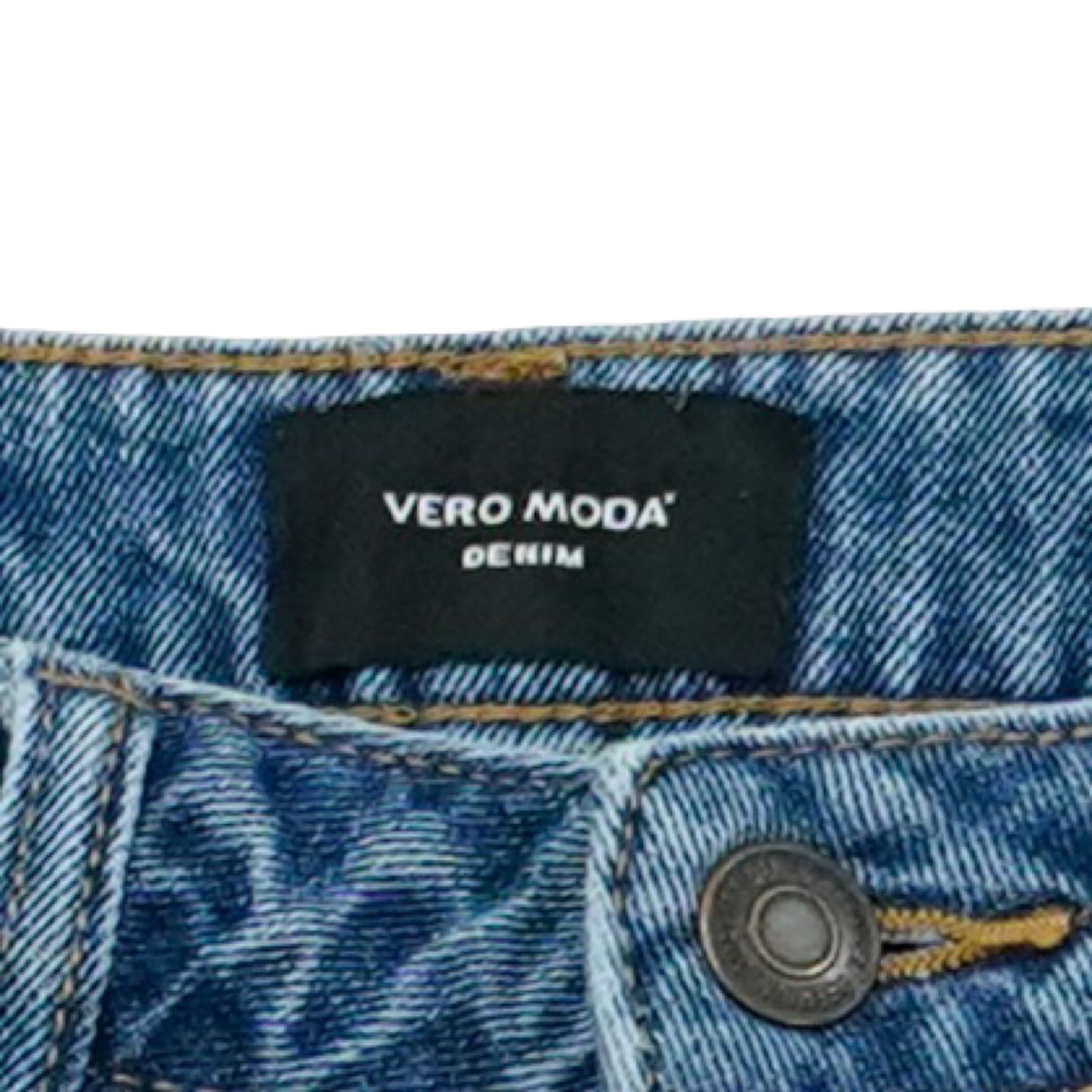 Dámské modré džínové kraťasy značky Vero Moda.. Vero Moda Blue Shorts