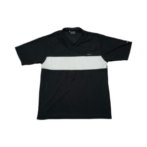 Pánský černo bílý vintage dres designer značky Versace s krátkým rukávem a nášivkou na přední straně.. Versace Couture Black Vintage T-Shirt Pánský černo bílý vintage dres designer značky Versace s krátkým rukávem a nášivkou na přední straně.. Versace Couture Black Vintage T-Shirt